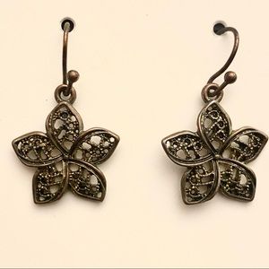 Star flower Earring Antique brass
